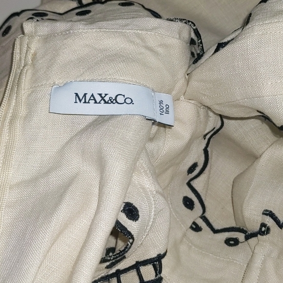 Women's Max and Co. Round Neck Sleeveless Dress - Picture 3 of 4